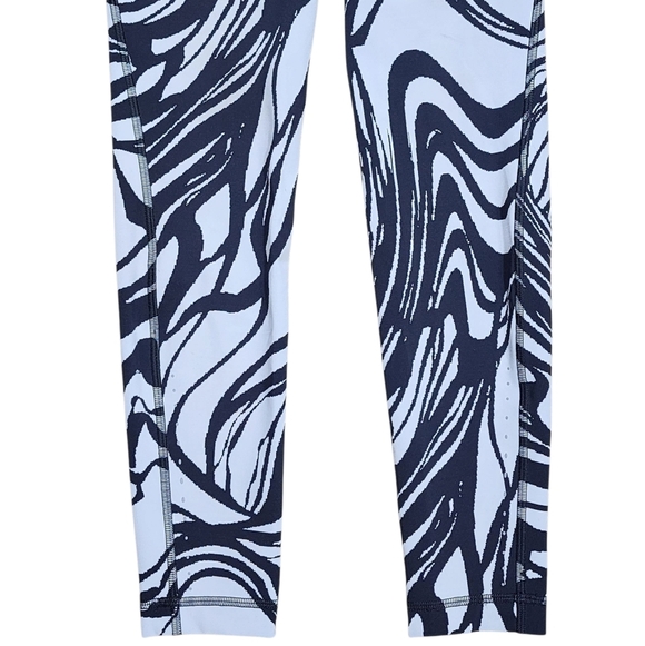 Lululemon Swift Speed High-Rise Tight 28" Size 6 - Picture 10 of 14